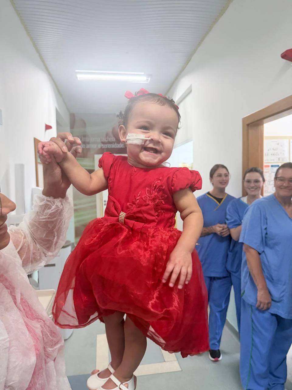 Vídeo: bebê recebe alta de hospital em Criciúma 400 dias após nascer — foto 1