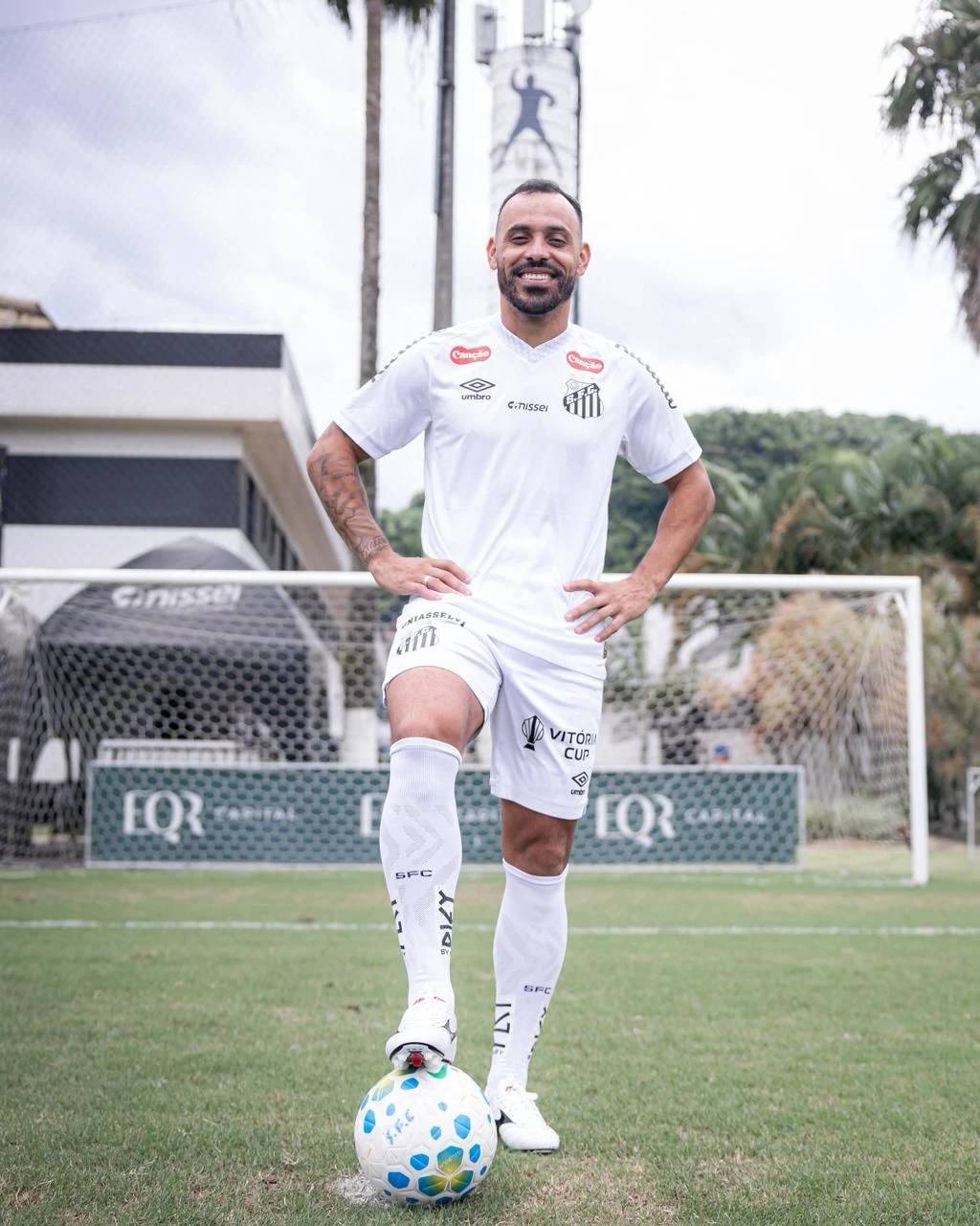Natural de Morro da Fumaça, Moisés Vieira é contratado pelo Santos — foto 3