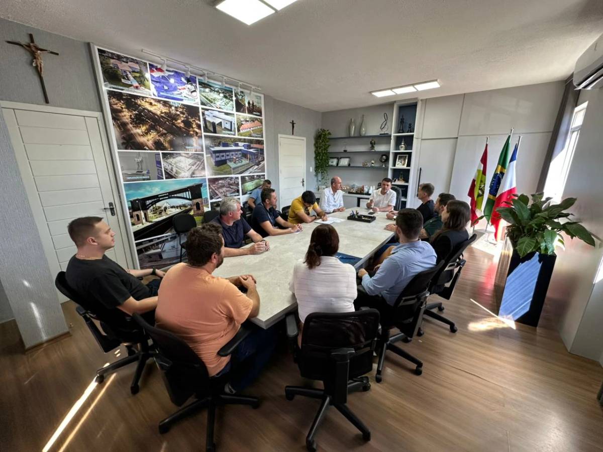 Siderópolis anuncia melhorias no abastecimento de água após reunião com a Casan — foto 2