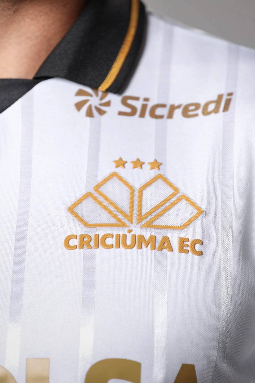 Criciúma divulga modelo do segundo uniforme para a temporada — foto 2
