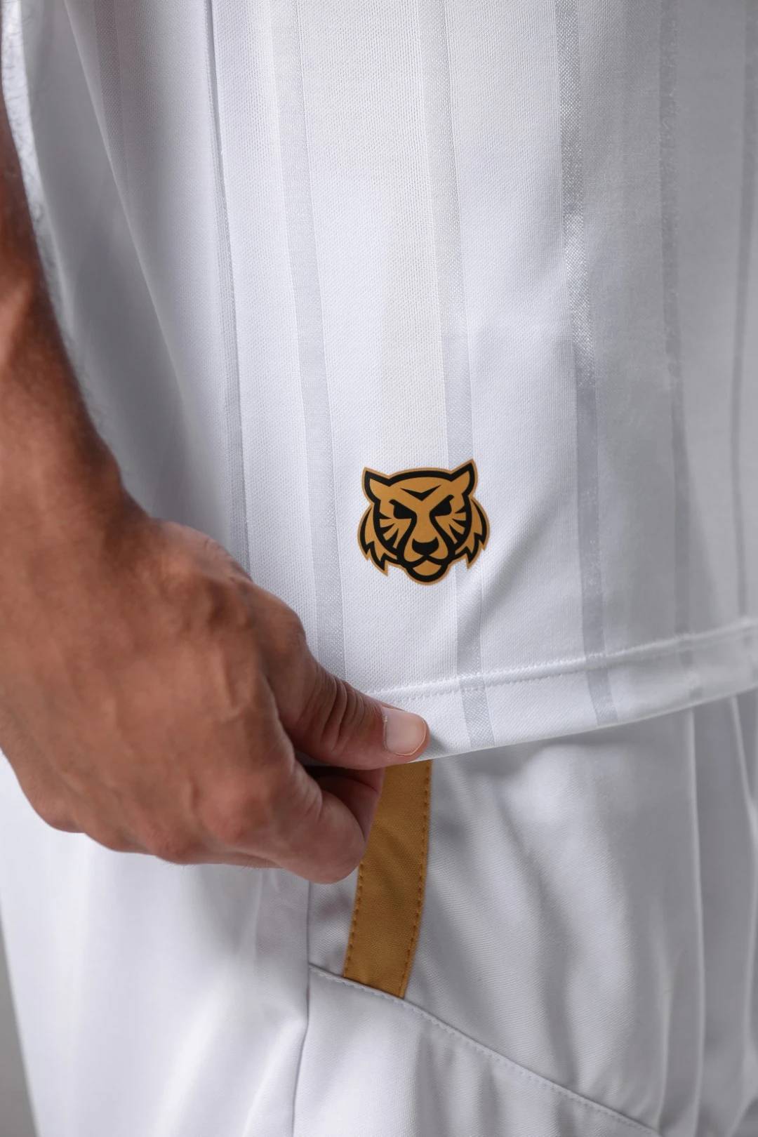 Criciúma divulga modelo do segundo uniforme para a temporada — foto 3