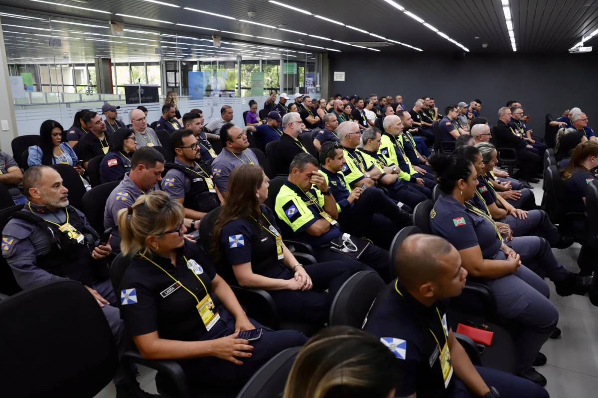 Encontro inédito reúne agentes de trânsito de SC e outros estados em Criciúma — foto 2