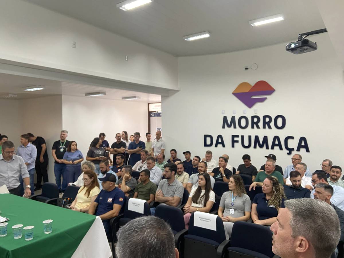 Rio Urussanga: reunião debate plano de trabalho para avançar com o desassoreamento — foto 3