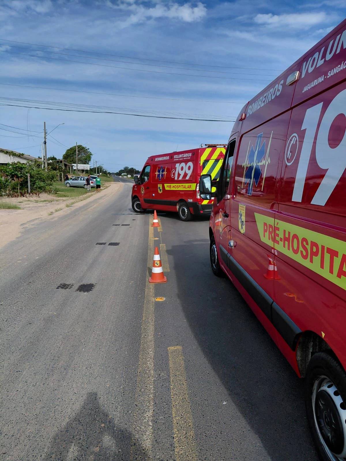 Motociclista morre após colisão com carro em Jaguaruna — foto 1