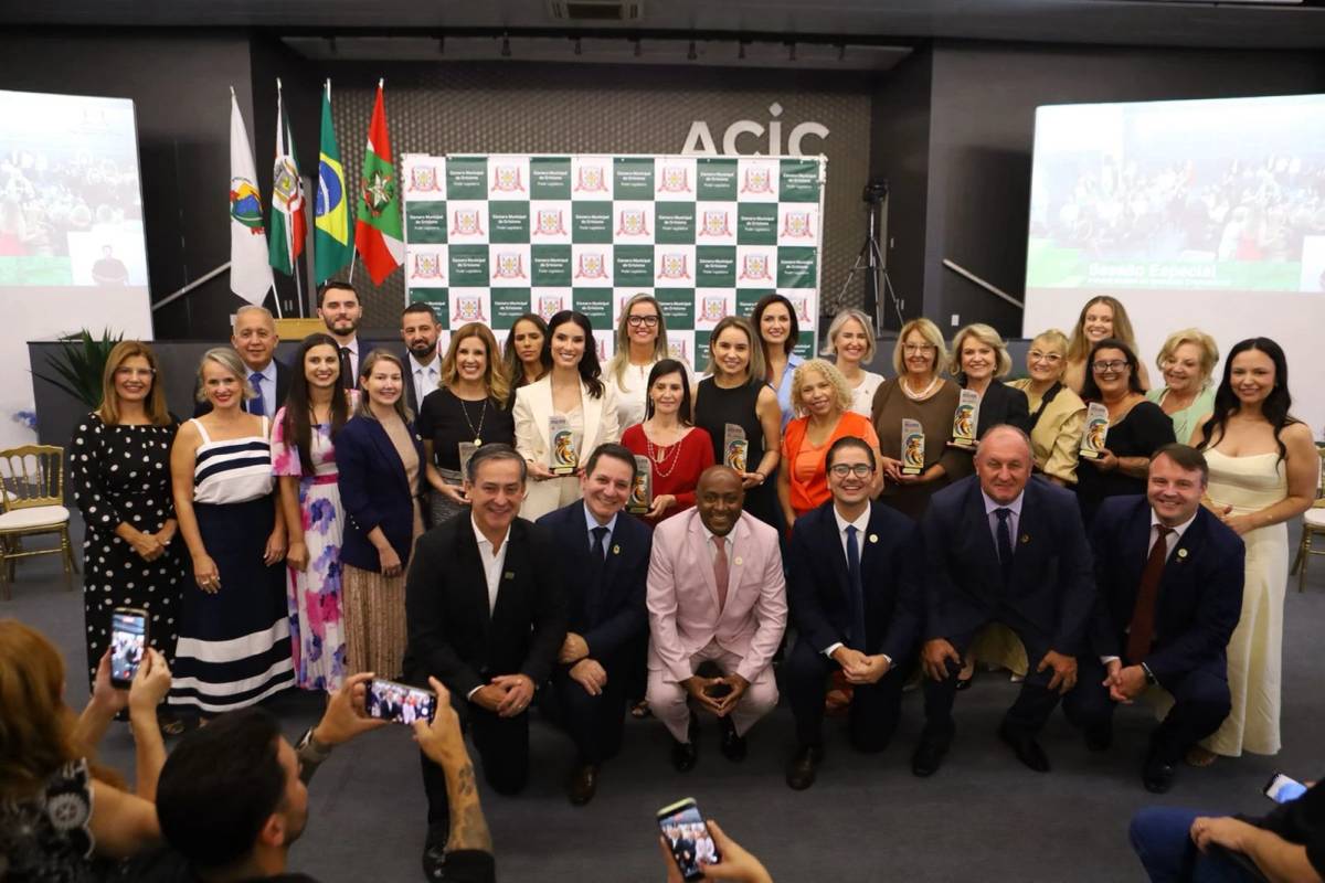 Câmara de Criciúma celebra mulheres que fazem a diferença — foto 1