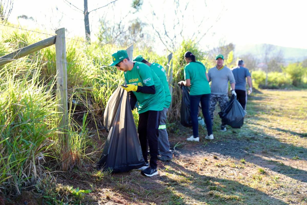 Gabinete Itinerante: Mutirão de Limpeza mobiliza servidores e comunidade neste sábado — foto 4