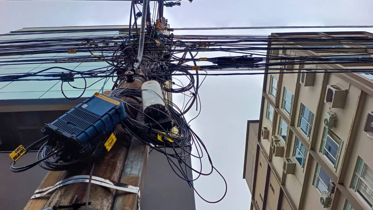 Operação Limpa Fios chega à avenida Getúlio Vargas em Criciúma — foto 2