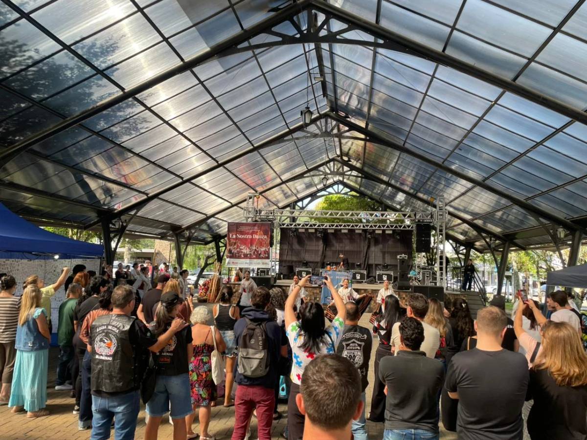 Espetáculo no Sul catarinense: La Nostra Danza reforça tradição italiana — foto 1