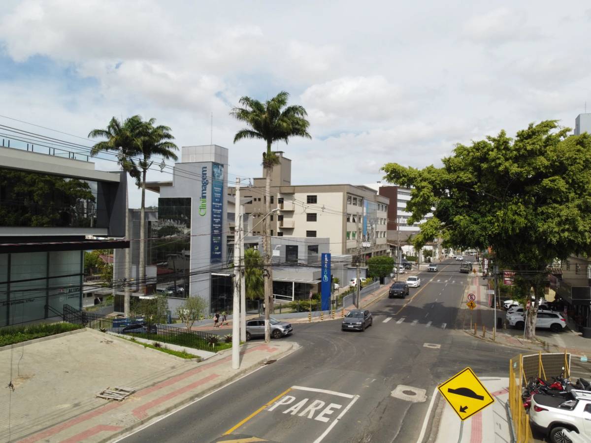 DTT deve realizar testes em cruzamento de Criciúma para possível instalação de semáforo — foto 1