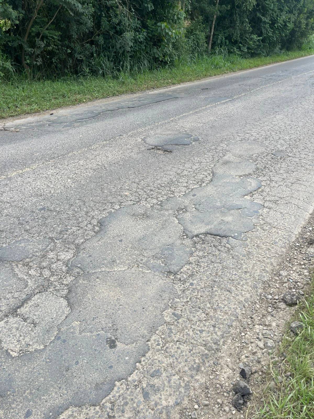 Morador cobra solução definitiva para buracos em rodovia de Criciúma — foto 1
