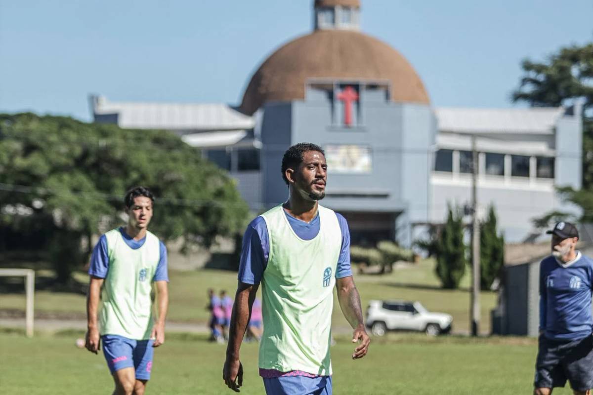 Caravaggio inicia preparação para enfrentar o Guarani — foto 1