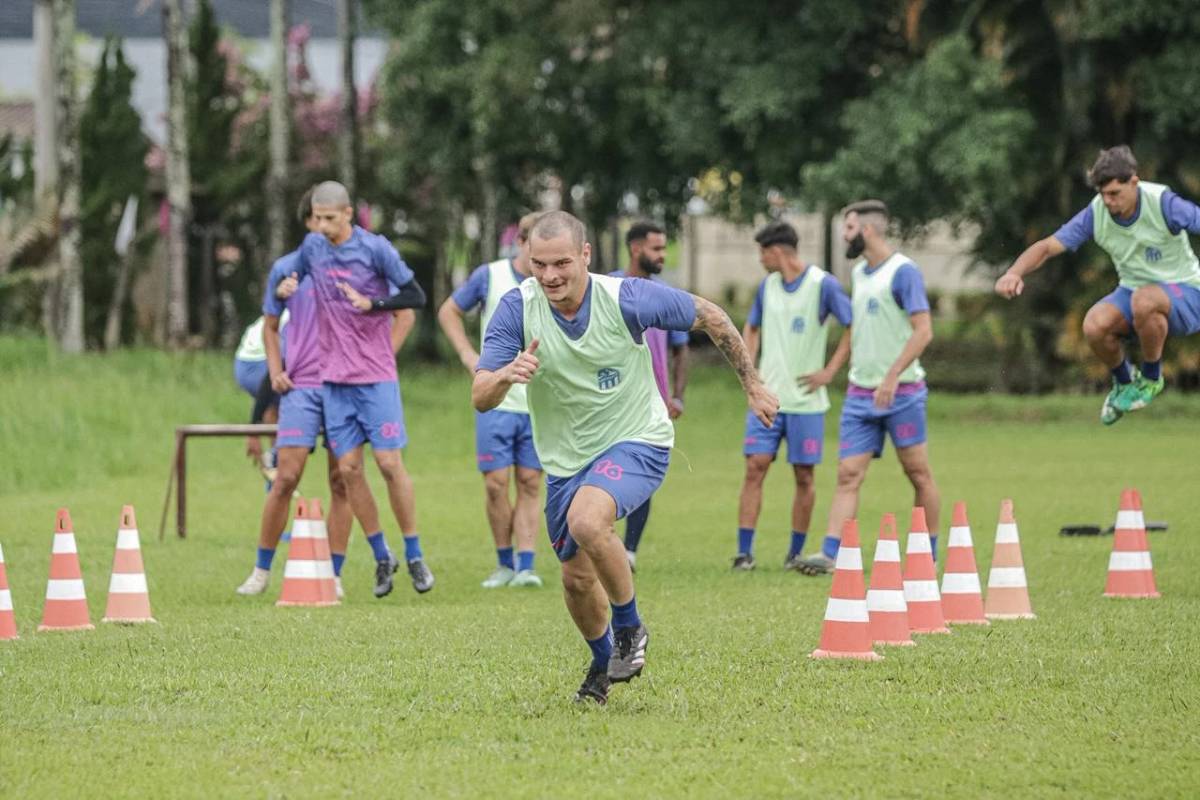 Sábado é marcado por treino físico e técnico na Montanha — foto 1