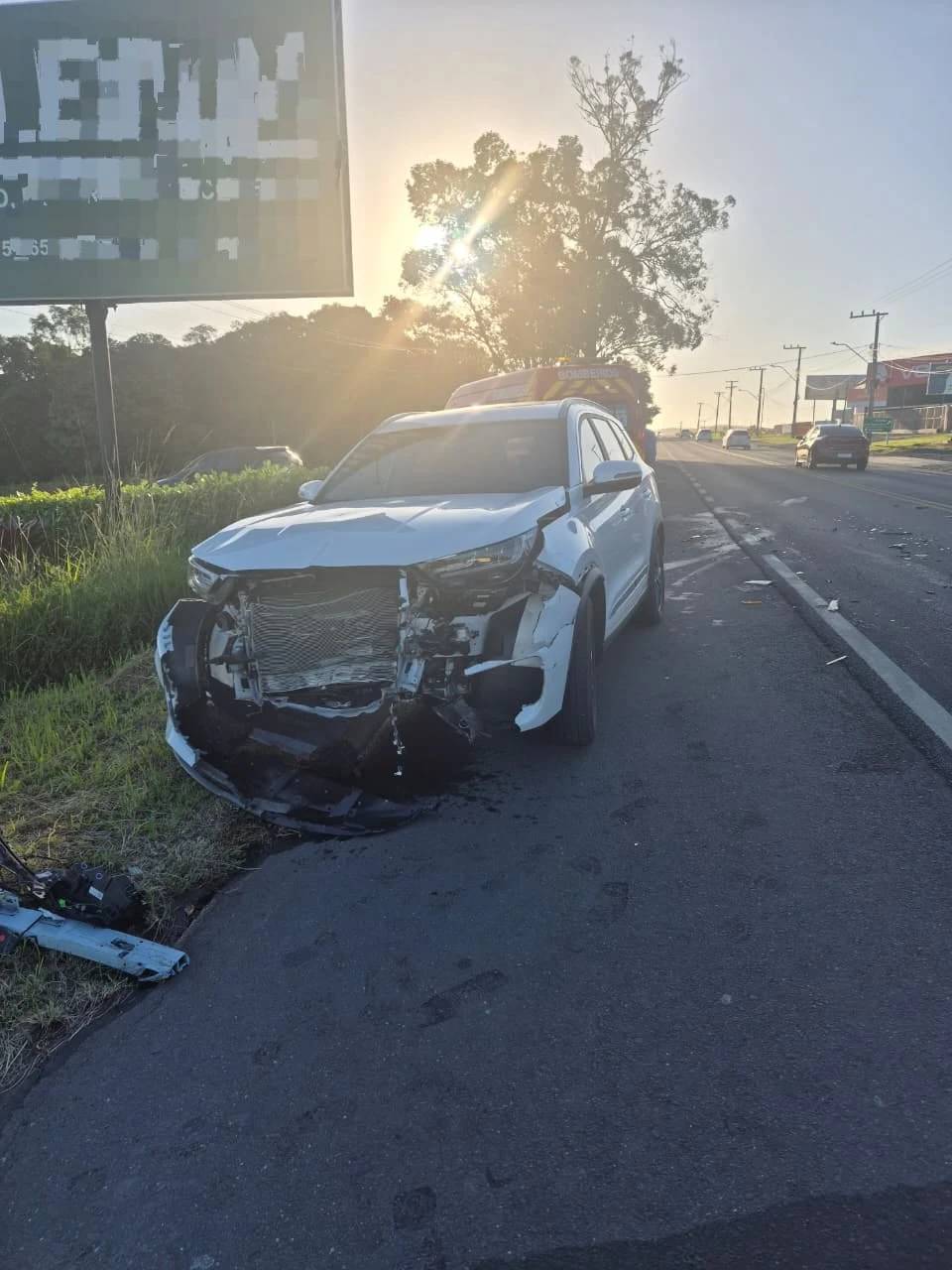 Colisão entre dois veículos deixa mulher ferida na SC-445, em Içara — foto 1