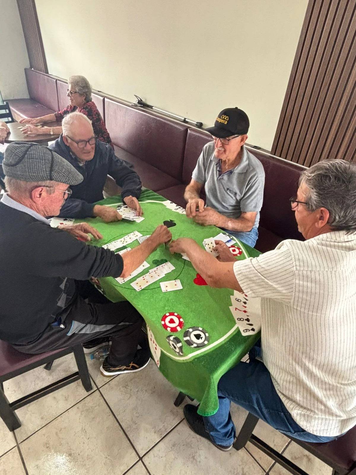 Torneio Interno de Jogos da Terceira Idade inicia em Nova Veneza — foto 1