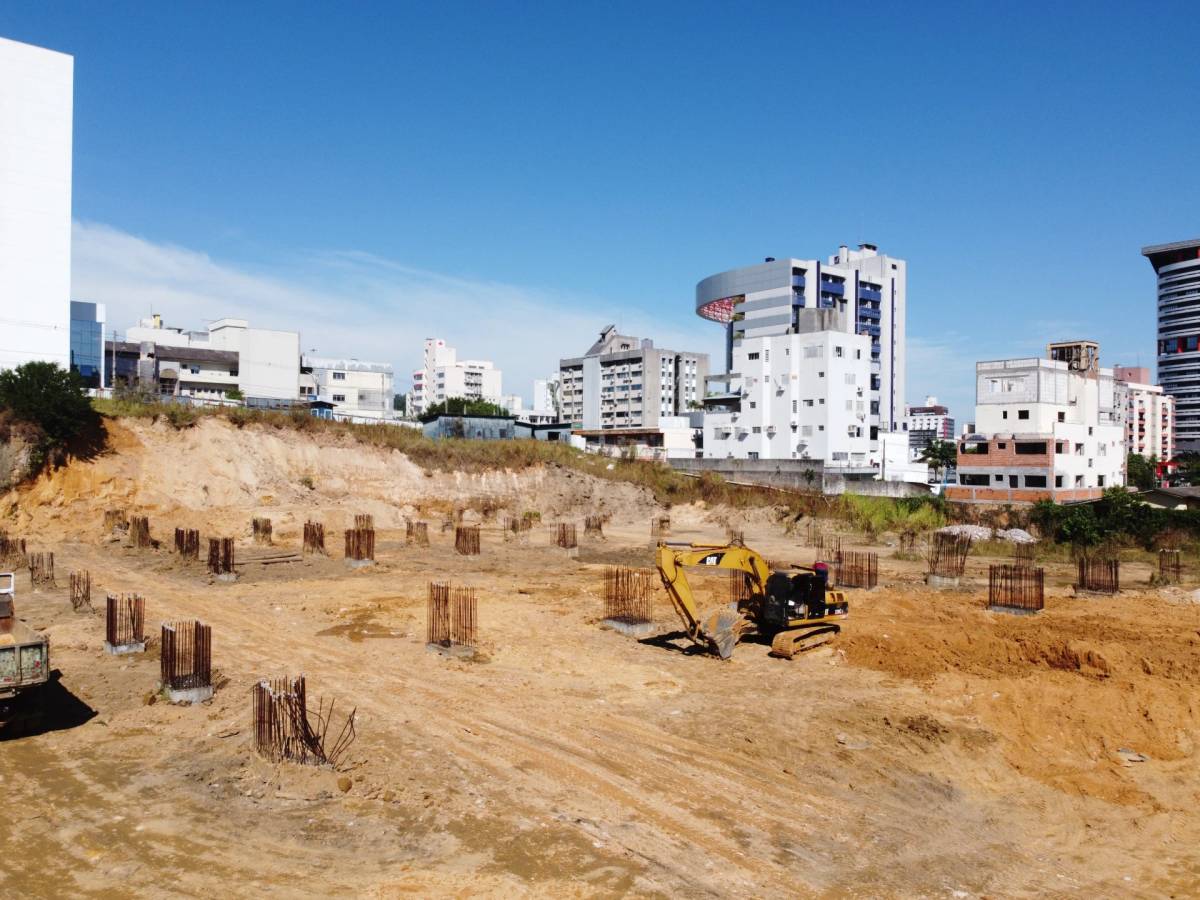 Vídeo: trabalhos de aterramento são concluídos no Santa Vita, em Criciúma — foto 8