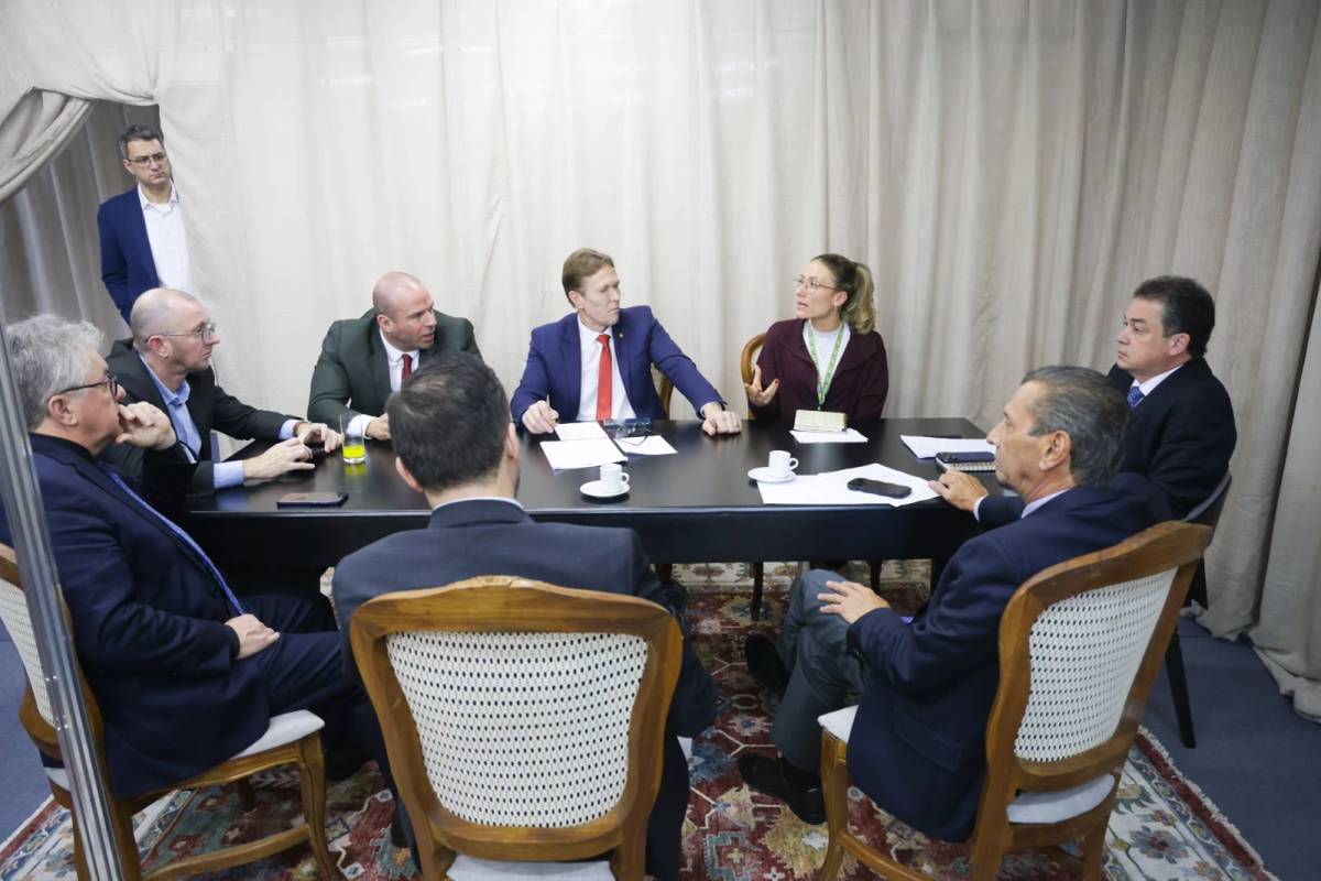 Na Alesc Itinerante, bancada do Sul debate possível paralisação do HMISC de Criciúma — foto 1