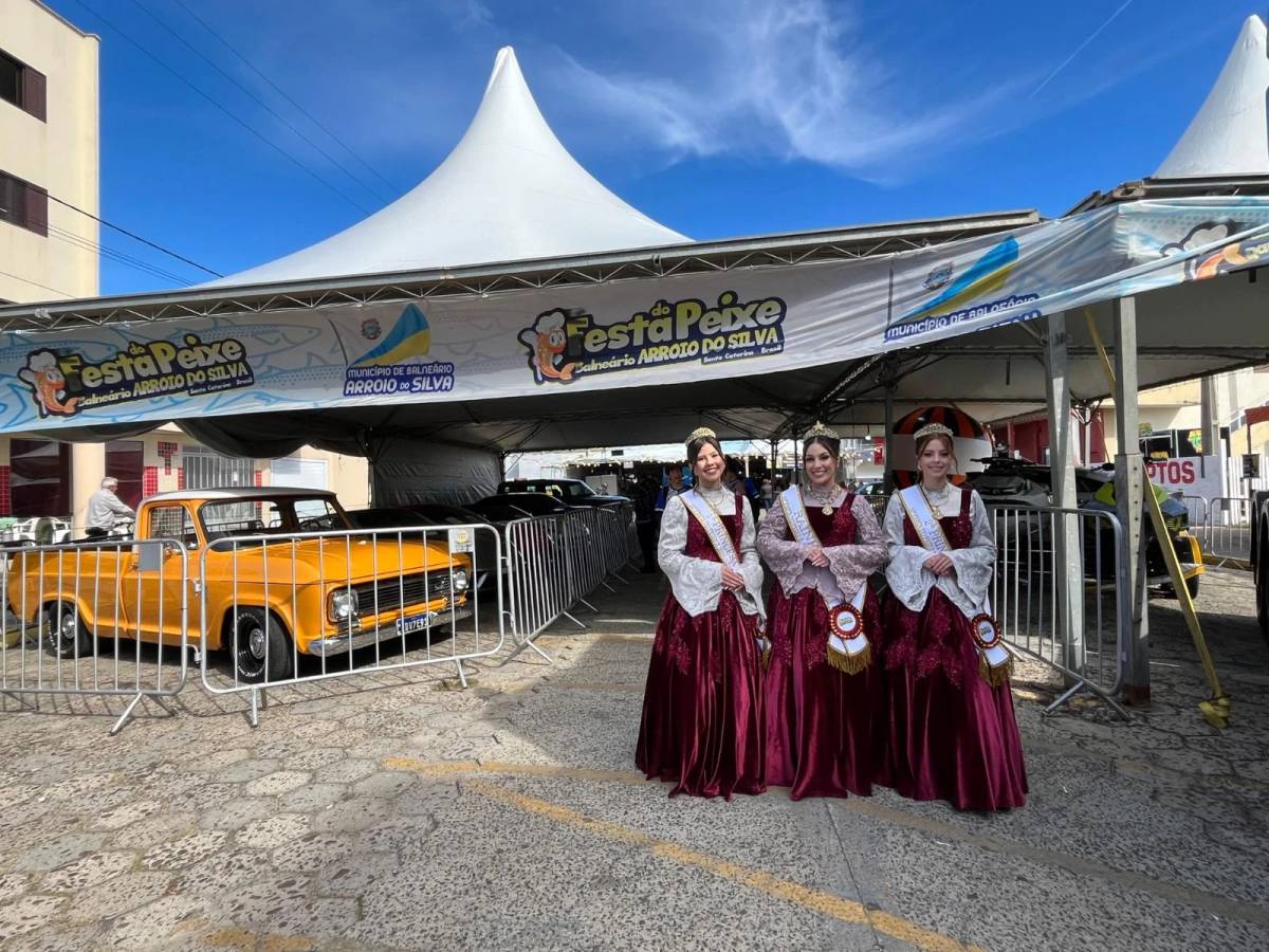 Shows, feira de negócios e gastronomia marcam a 33ª Festa do Peixe — foto 2