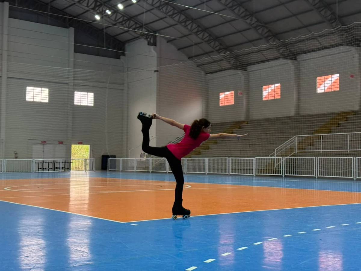 Cocal do Sul mantém única aula pública de patinação artística da Amrec — foto 2