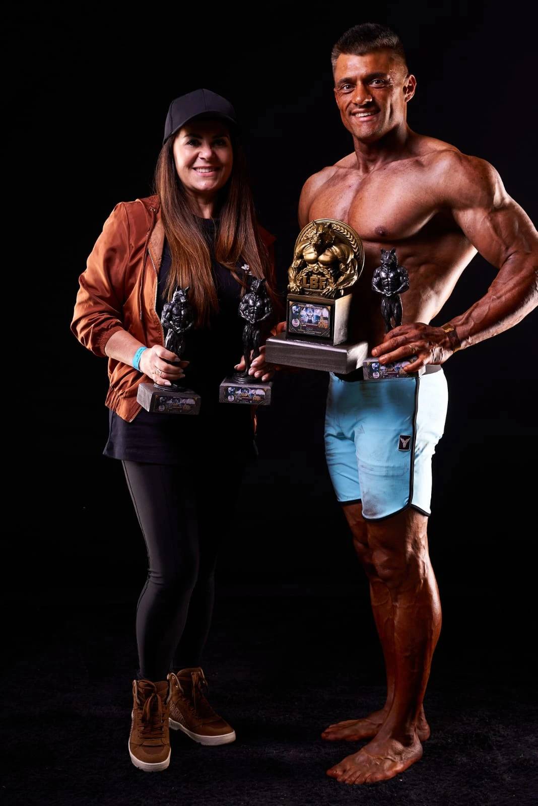Fisiculturista de Içara é destaque em campeonato e ultrapassa marca de 50 títulos conquistados — foto 1