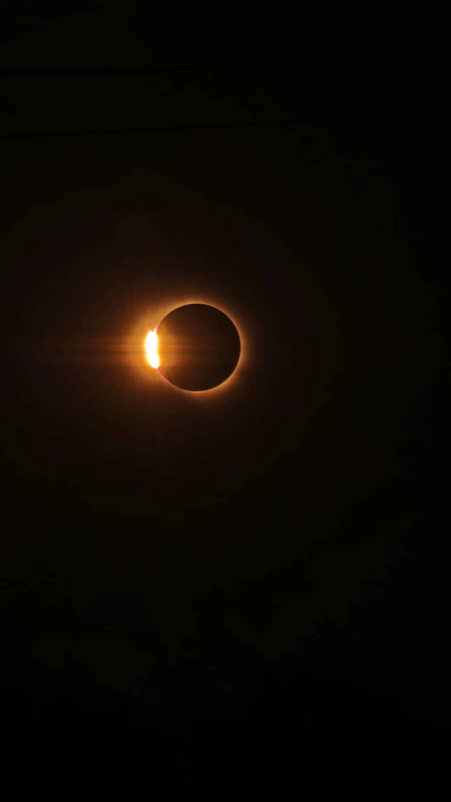 'O dia virou noite': criciumense viaja por quase três horas e assiste a eclipse solar na Espanha — foto 7