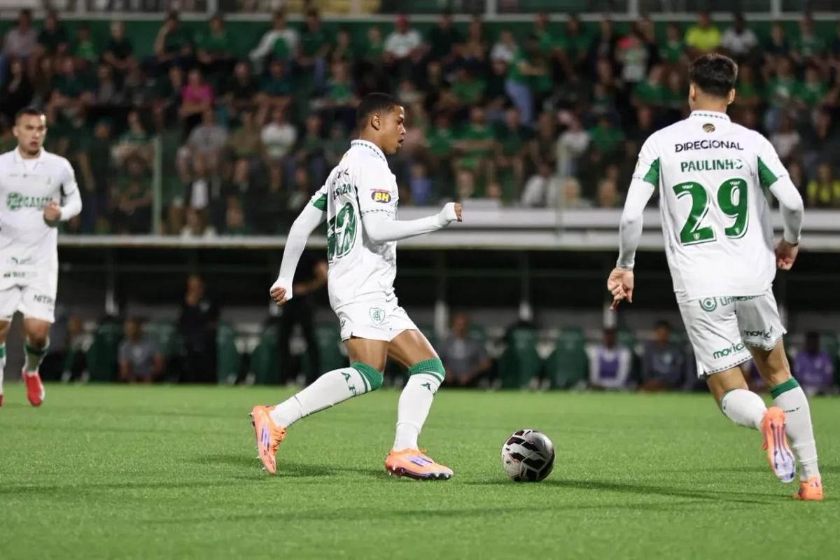 Rodada da Série B fecha com time do G4 perdendo em casa