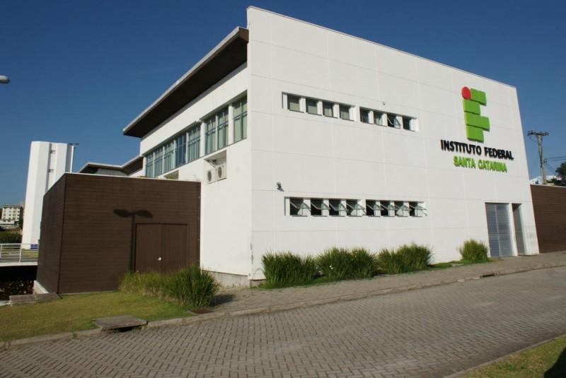 MEC emite portaria com nova designação de reitor temporário para o IFSC