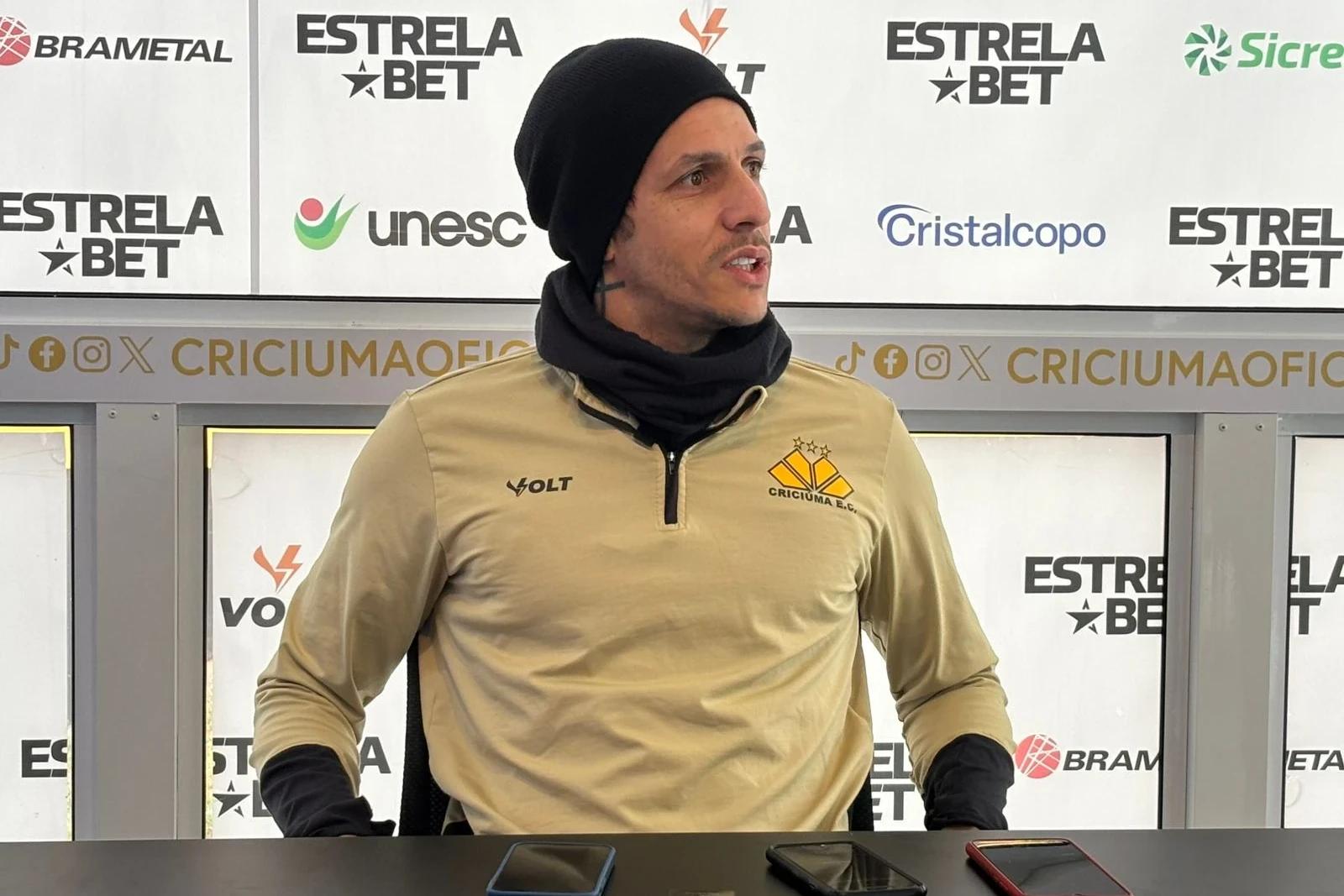 Jean Carlos exalta companheiros de posição e afirma estar bem fisicamente