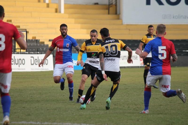 Contra um Paraná em crise dentro e fora de campo, Criciúma mira a classificação antecipada