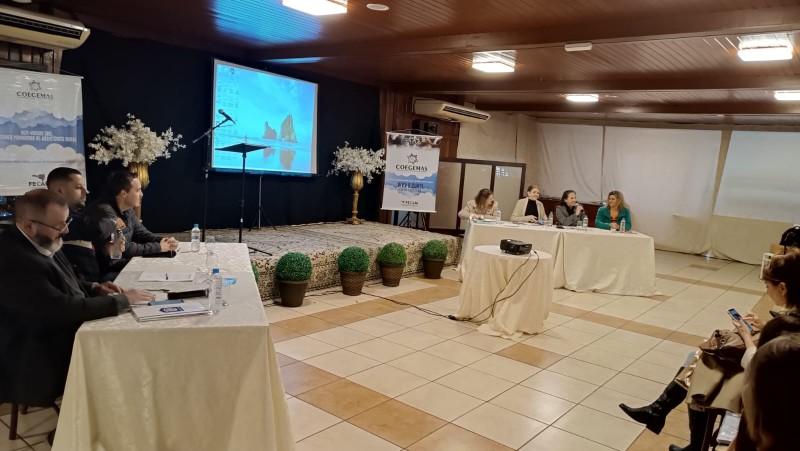 Amesc sedia reunião de gestores de assistência social do estado