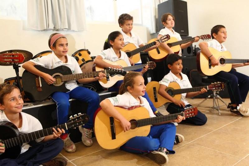 Em maio, produtos da Nissin colaboram com o Bairro da Juventude