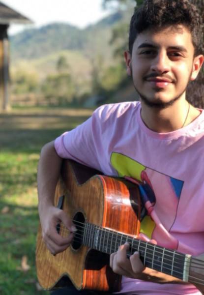Cocalense lança música autoral