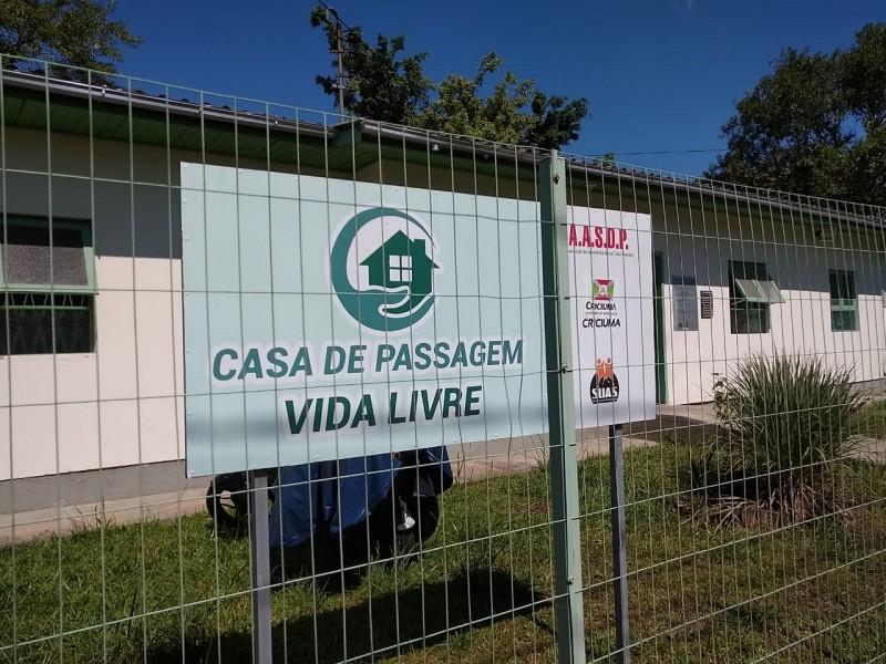 Casa de Passagem está acolhendo 17 pessoas em Criciúma