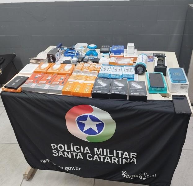 Polícia Militar recupera carro e eletrônicos furtados em Criciúma