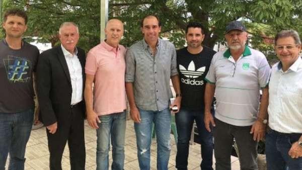 Paulo Baier inicia nova carreira no futebol