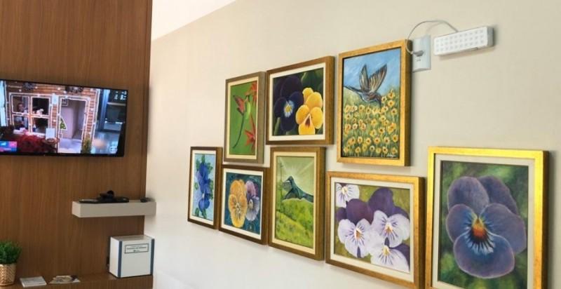 Artistas doam quadros para o HSJ  