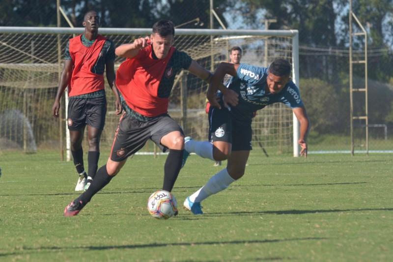 Próspera perde jogo-treino para equipe B do Grêmio 