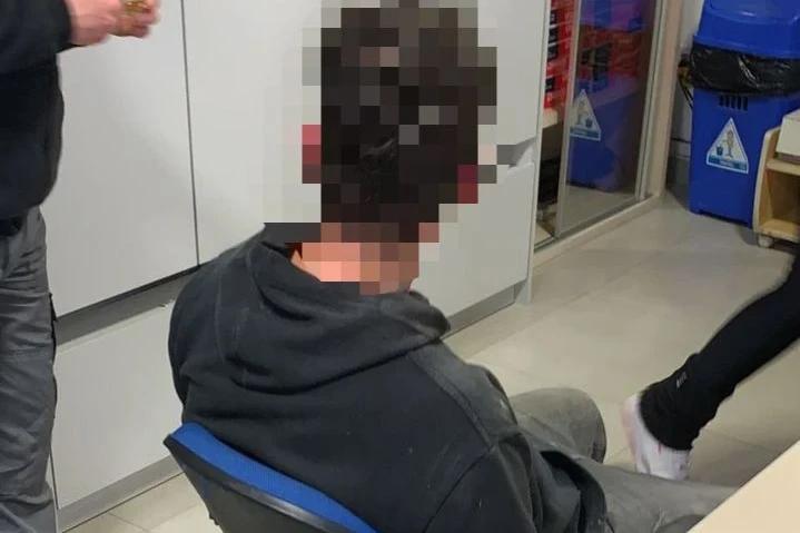 Homem foragido por roubo e sequestro no RS é preso em Araranguá