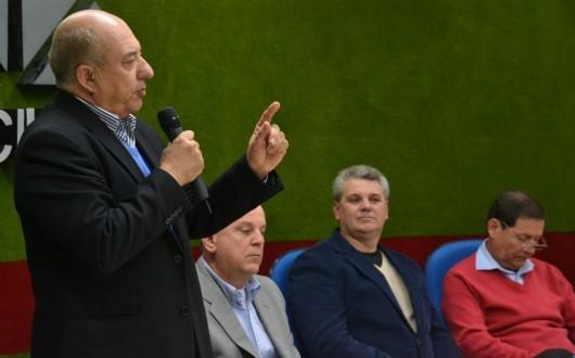 Verceli Coral é prefeito em exercício de Criciúma