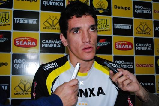Contrato teria atrasado Marcel no grupo profissional
