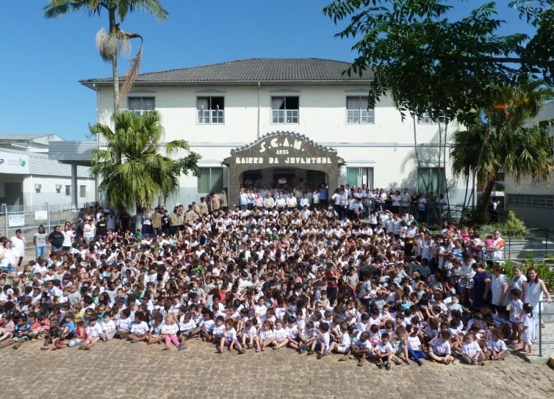 Bairro da Juventude reúne parceiros da Campanha SuperAção