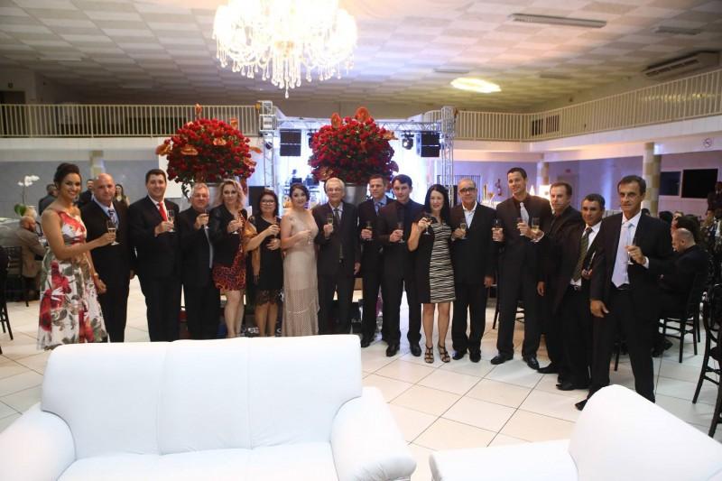 Criciúma Shopping comemora 20 anos e homenageia parceiros