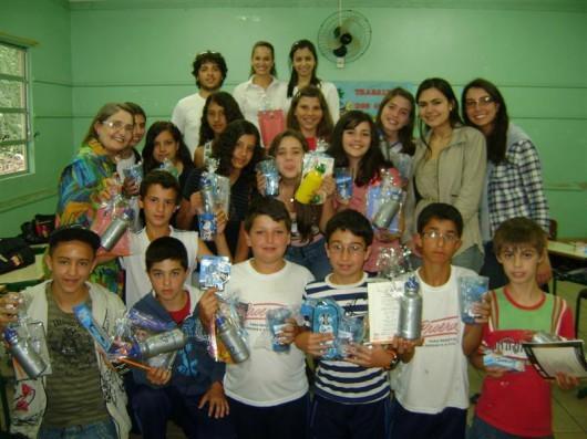 Alunos de Direito da Unisul desenvolvem projeto social em Maracajá