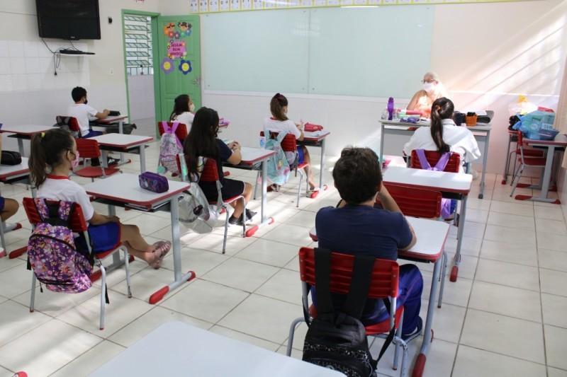 Volta às aulas: Criciúma não vai exigir vacina contra a Covid-19 