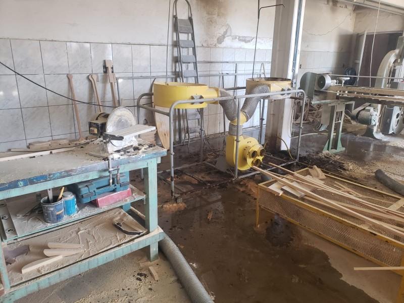 Incêndio atinge edificação industrial no bairro Ceará em Criciúma