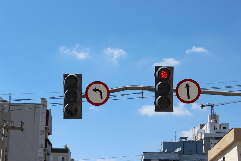 Alteração no trânsito na rua Almirante Barroso