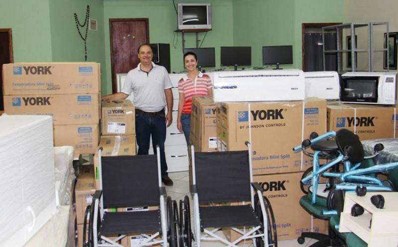 Mais de R$ 150 mil em equipamentos são entregues para área da Saúde