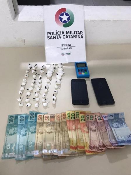 Jovem de 21 anos é preso vendendo cocaína por delivery 