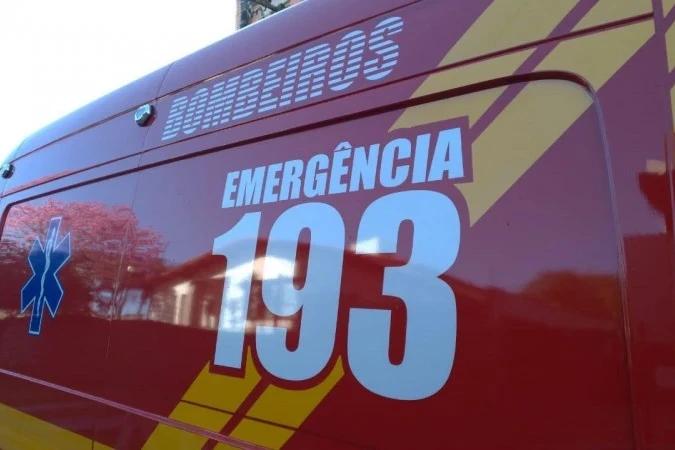 Colisão entre dois carros deixa pessoas feridas em Içara