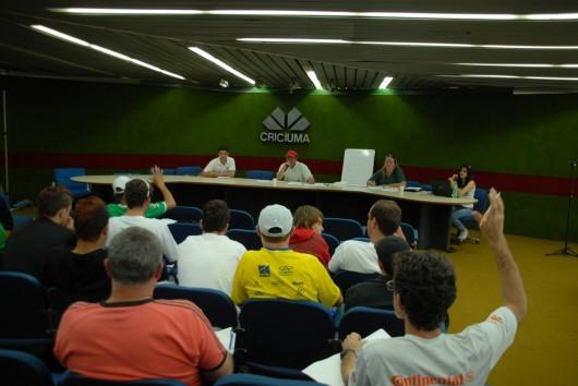 Congressos discutem atletismo e ciclismo