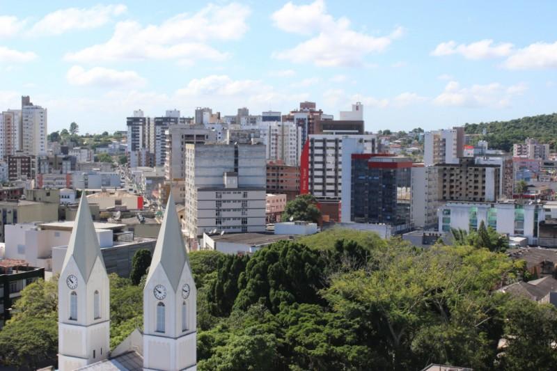 Criciúma: carnês de IPTU, alvarás e ISS fixo de autônomos já estão disponíveis